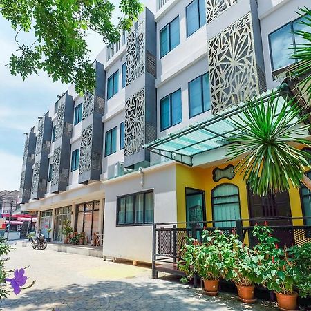 The Little Nest Phuket Exterior foto